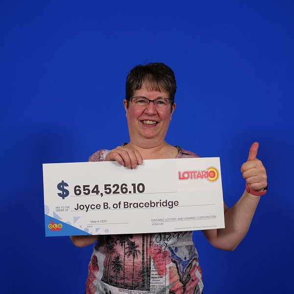 Bracebridge women wins $650+ playing Lottario