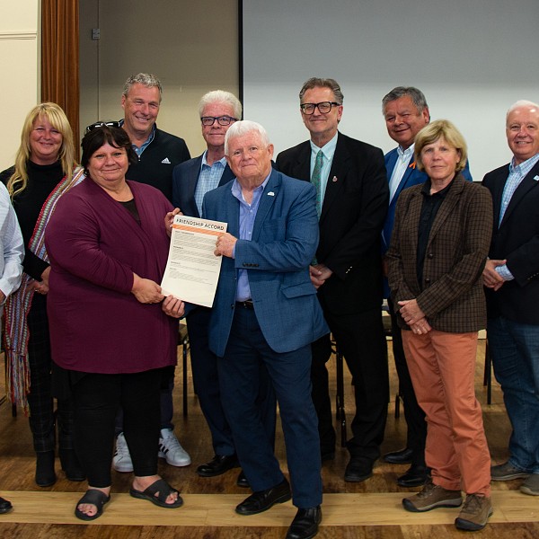 Area municipalities and First Nations sign friendship accord