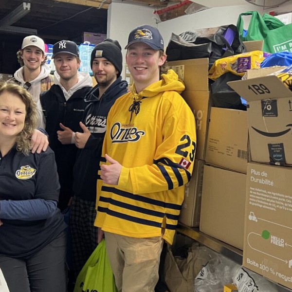 Otters raise a mountain of food for the Table Food Bank