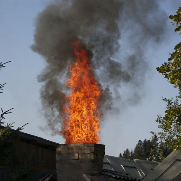 Fire Dept Offers Tips for Preventing Chimney Fires